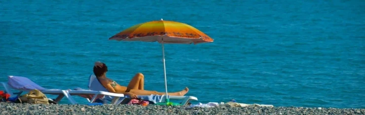 отель в абхазии в сентябре у моря с питанием недорого